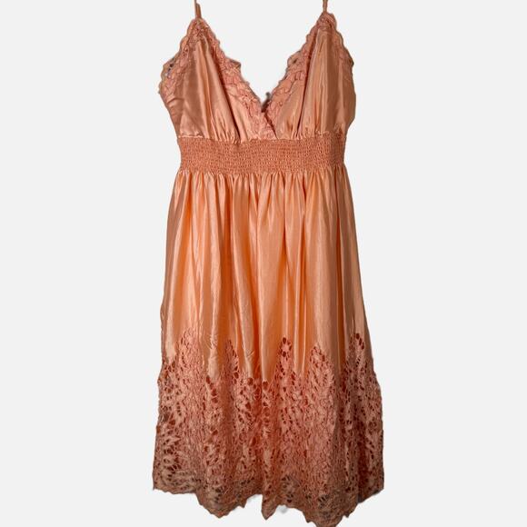BCBG Silk Lace Eyelet Babydoll Dress Large Peach Spaghetti Strap y2k Party - Picture 4 of 15